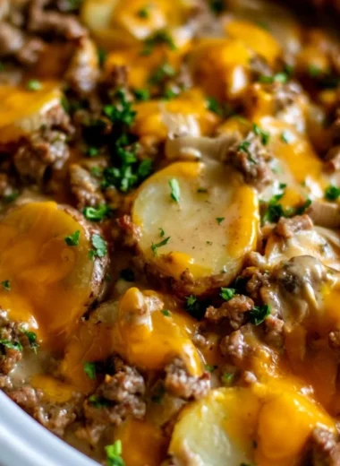 Delicious cowboy recipe served in a crock pot, perfect for cozy dinners.